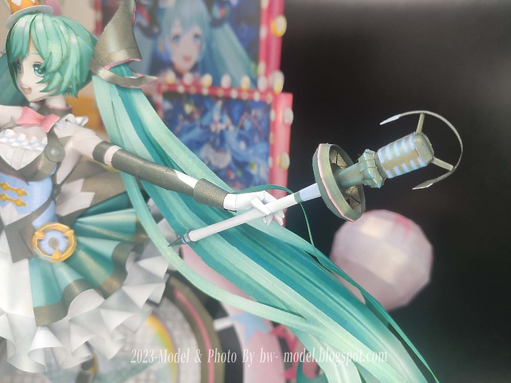 點我看大圖 VOCALOID 初音未來(魔法未來2019 Ver.) 紙模型 製作 Paper Craft ペーパークラフト