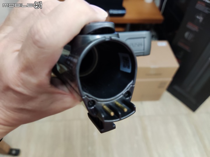 【 體驗分享 】蒸於至善的智慧清掃大平台， LG CordZero A9TS WiFi 無線蒸氣濕拖吸塵器簡單試用心得！