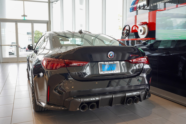 2023 M4 CSL 黑色