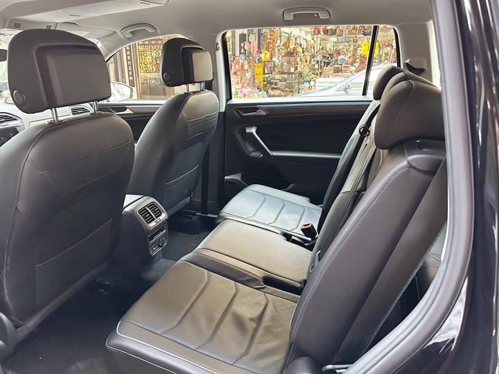滿載幸福的大地瓜. Tiguan Allspace開箱分享