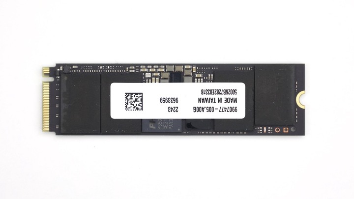 點我看大圖 開箱 Kingston FURY Renegade 2TB SSD,桌機組裝使用,準備進入 R9 7900X 服役