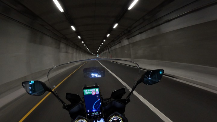 瑞穗溫泉.崇德海灘.重機旅行. CB350. XADV 750車主心得分享, 沙坑脫困 Joymax Z300