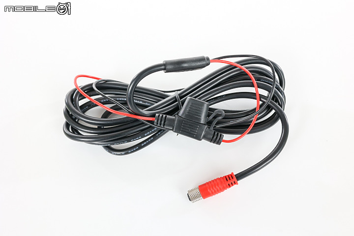 Fire view FE-168 開箱試用｜輕薄小主機 挑戰你的置物空間