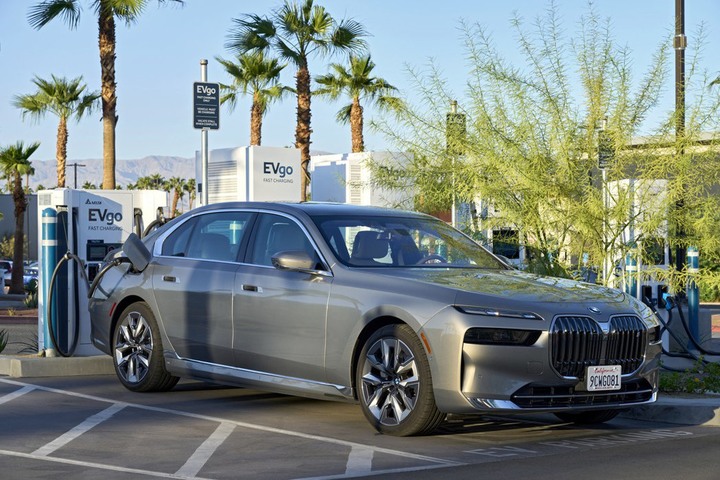 現代汽車IONIQ純電子品牌有望二連霸?2023世界年度風雲車10大半決選名單公布!