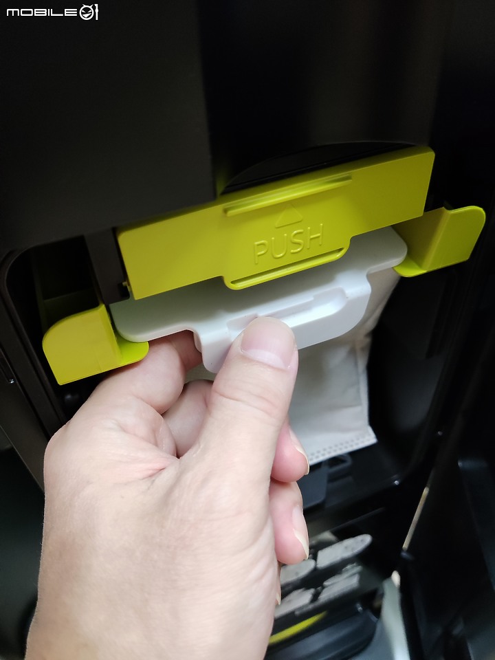 【 體驗分享 】蒸於至善的智慧清掃大平台， LG CordZero A9TS WiFi 無線蒸氣濕拖吸塵器簡單試用心得！