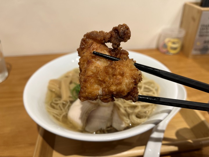 [食記] 麵屋德家，台灣台北中山，清爽而香氣濃郁的牛肝菌雞貝鹽清湯拉麵