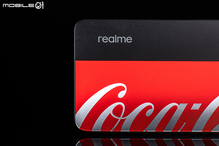 realme 10 Pro可口可樂聯名版圖賞|經典樣貌重新登場!
