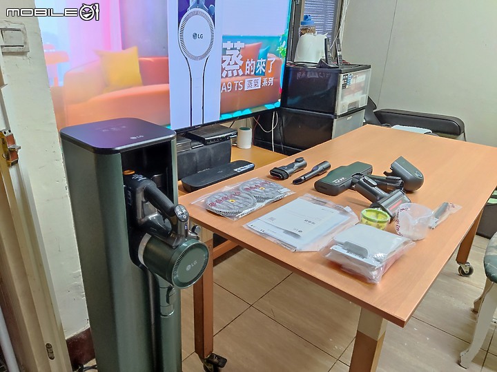 【 體驗分享 】蒸於至善的智慧清掃大平台， LG CordZero A9TS WiFi 無線蒸氣濕拖吸塵器簡單試用心得！