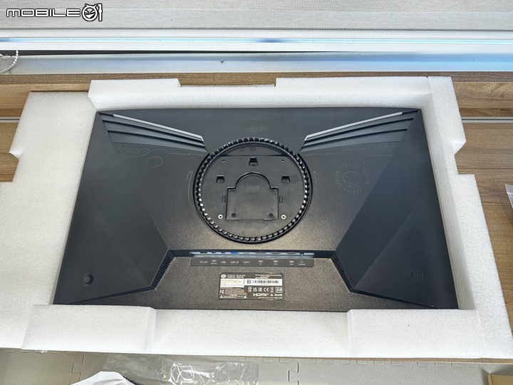 [開箱] 量子點Mini LED 4K螢幕！Coolermaster TEMPEST GP27U！