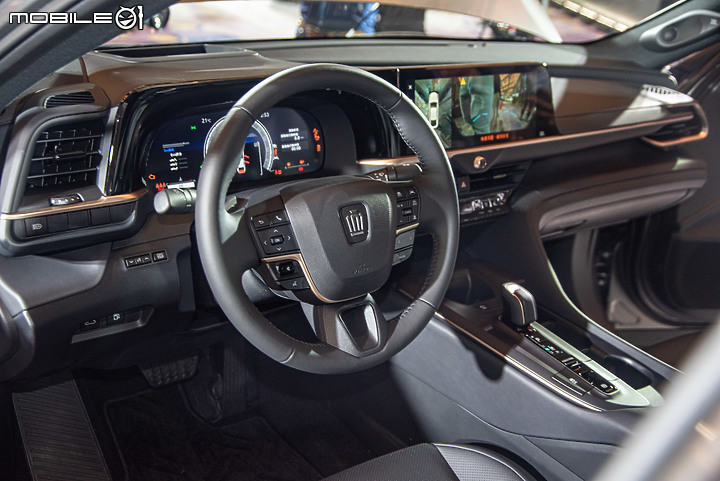 【採訪】豐田國內新旗艦登台!Toyota Crown雙車型157萬元起發表!