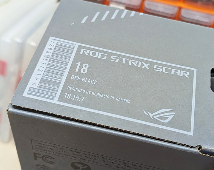 ROG SCAR 18 (G834JZ) 純開箱+bios 307 3DMARK跑測…