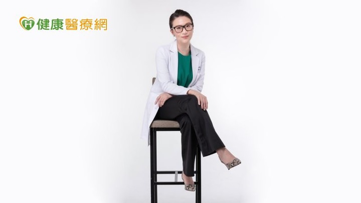 罹患「早期乳癌」不用怕！醫：治癒率高達8成，遵醫囑接受治療，有望戰勝乳癌
