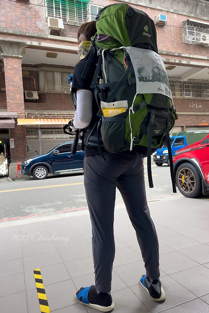 點我看大圖 徒步環島 (六) Day13、Day14、Day15 在天氣炎熱的南台灣 入冬後天色一樣早早就暗下來