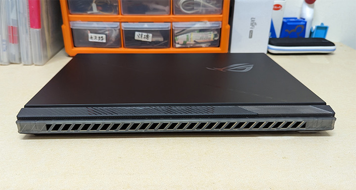 ROG SCAR 18 (G834JZ) 純開箱+bios 307 3DMARK跑測…