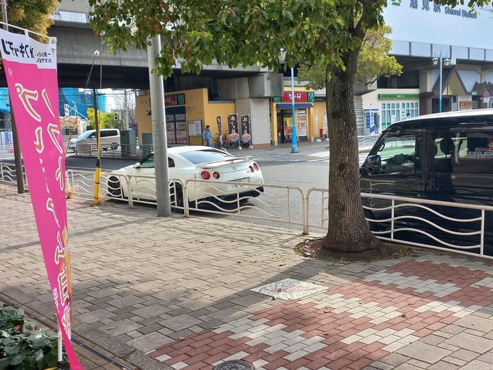 看了日本交通，真的覺得我們是三流國家、2等公民的路權…