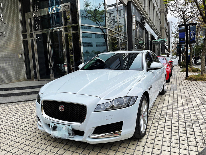 車聚也可以做愛心 - Jaguar Club Taiwan 物資運送活動