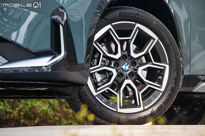 BMW X1 大改款試駕|擺脫稚嫩小毛頭,擁抱家用更成熟!