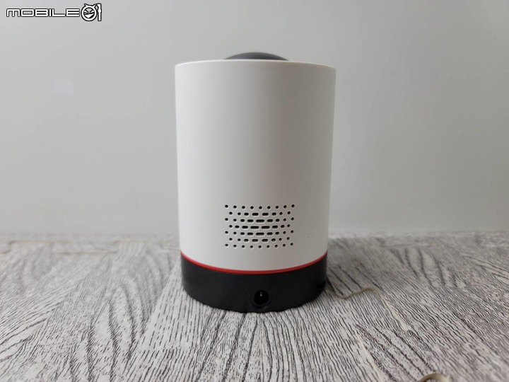 點我看大圖 TP-LINK Tapo C225 2K室內攝影機 開箱體驗