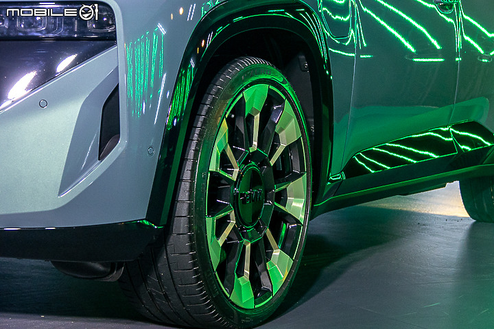 【實拍】BMW XM 國內首度亮相,M GmbH 有史以來最強市售車!