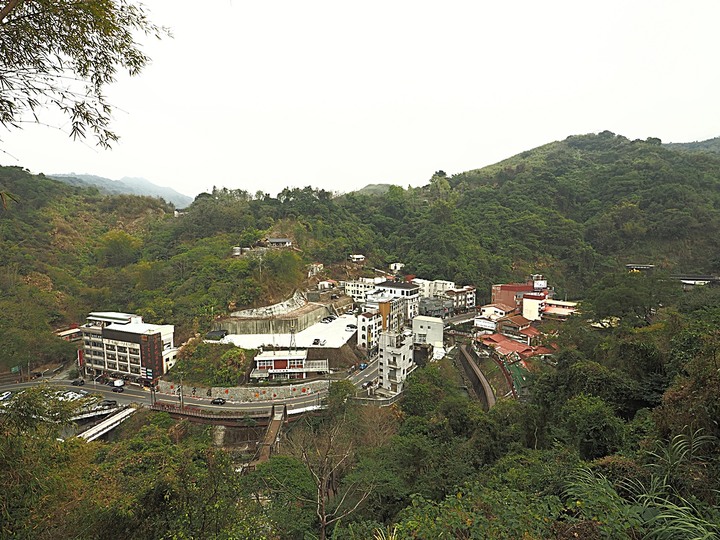春遊關仔嶺 【嶺頂公園、好漢坡、天梯、木材故事館】、夜宿景大山莊、外掛崁頂福安宮與西口小瑞士