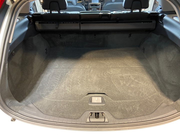 中古車的第一次內裝清潔