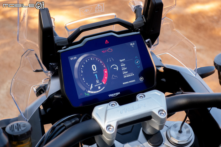 TRIUMPH Tiger 1200 GT Explorer試駕｜外在野內在狂 英倫特調旗艦多功能車！