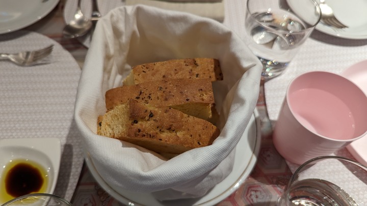 一秒讓你來到威尼斯 - 老婆大人生日指定餐廳 - 信義新光三越A9福里安花神餐廳