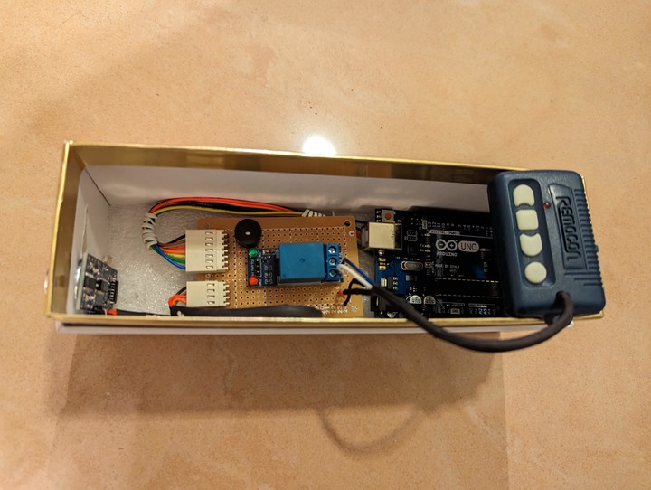 2023 新增鐵捲門防壓 DIY use 超聲波 Arduino HC-SR04