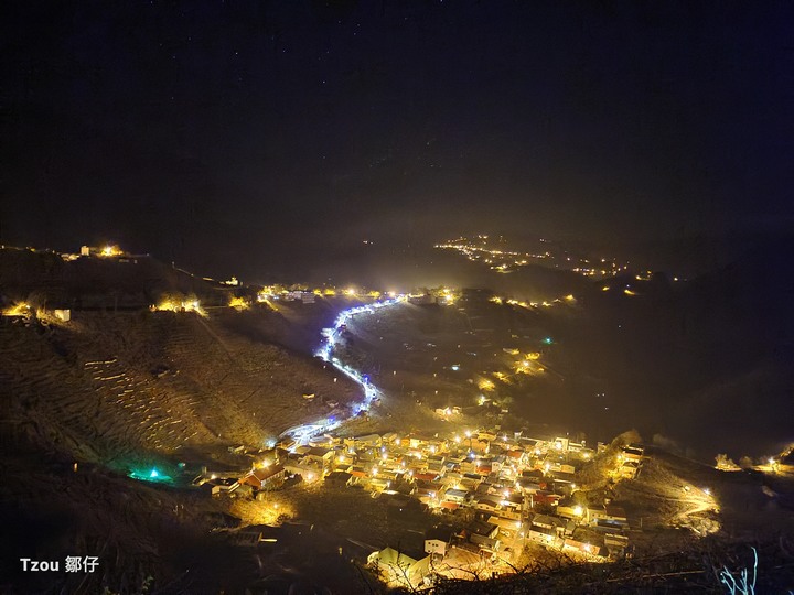 寂夜繞圈——夜晚送禮與浪漫夜間旅行