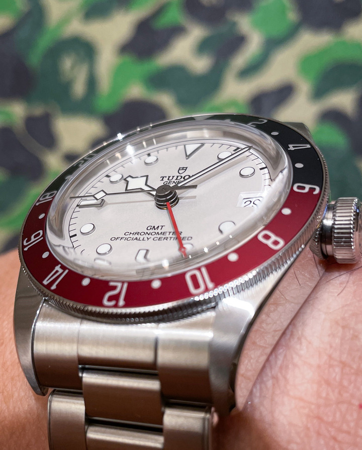 Tudor 白色GMT