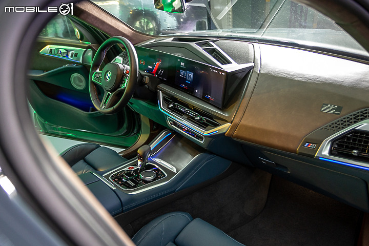 【實拍】BMW XM 國內首度亮相,M GmbH 有史以來最強市售車!