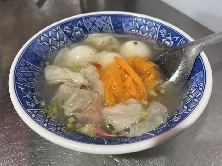 [食記] 阿文餛飩湯圓，台灣新北三重，香Q有味鹹湯圓及餛飩搭配辣菜乾