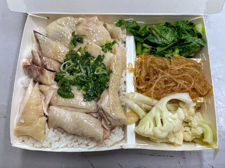 [食記] 安一海南雞飯，台灣基隆仁愛，香滑好吃蔥油海南雞飯！