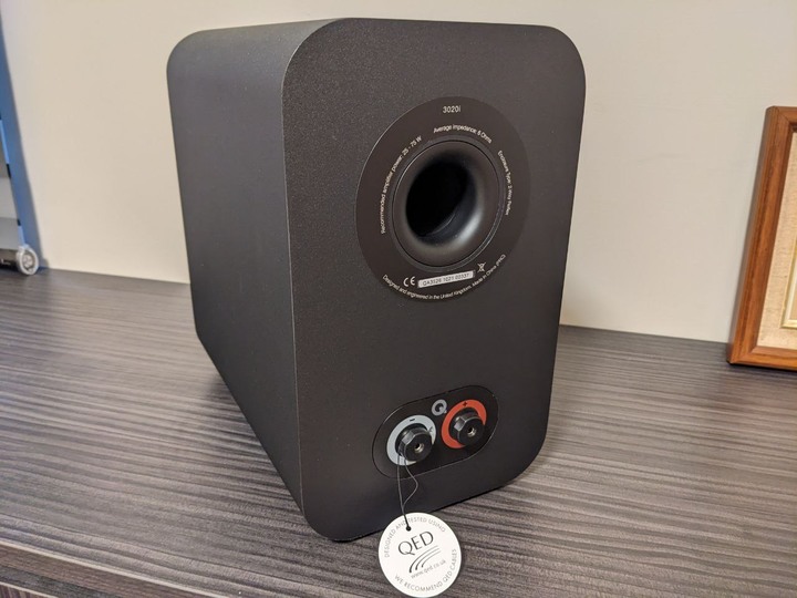 初燒新手的第一對喇叭 - Q Acoustics 3020i和周邊設備開箱