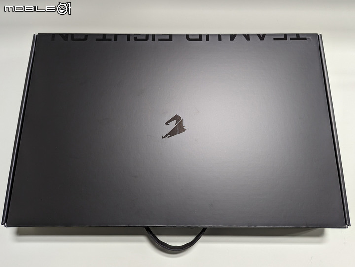 技嘉 AORUS 15 9mf 筆電開箱分享