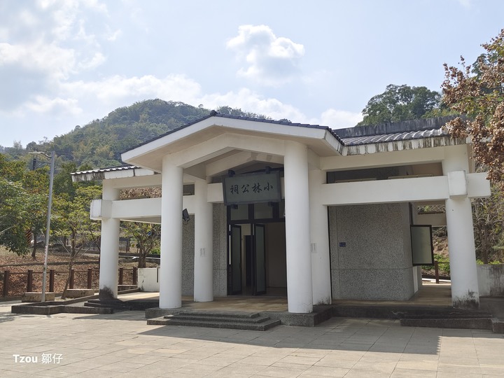 補力康神秘客入住 Youtube 涵管莊園之環島旅行