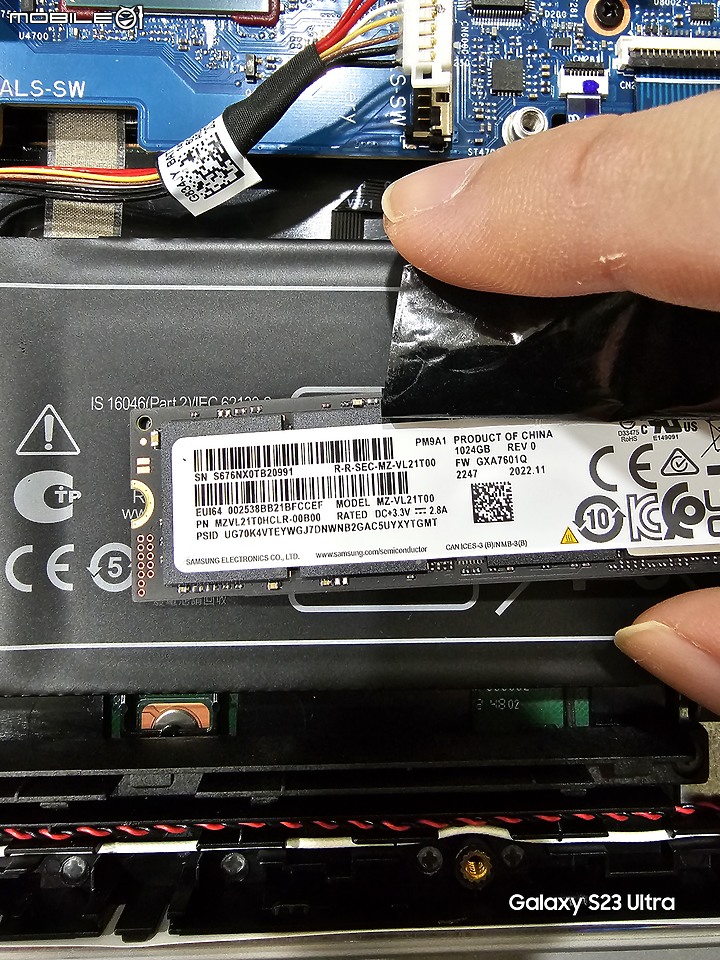 全面持家!? ｜ ROG STRIX SCAR 18 G834JZ-0031A13980HX-NBL首發評測