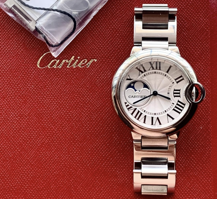 Cartier Tank 換了紅通通的錶帶之~要買藍氣球嗎？