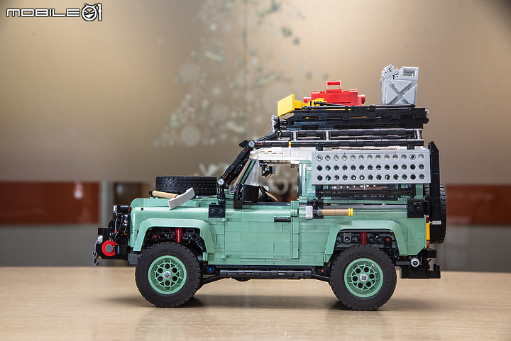 【搶先開箱】4/1號開賣!樂高LEGO 10317 Land Rover Classic Defender 90!