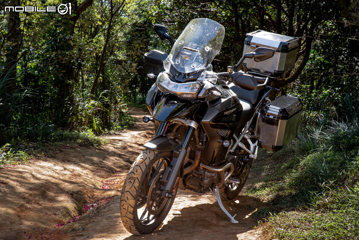 TRIUMPH Tiger 1200 GT Explorer試駕|外在野內在狂 英倫特調旗艦多功能車!