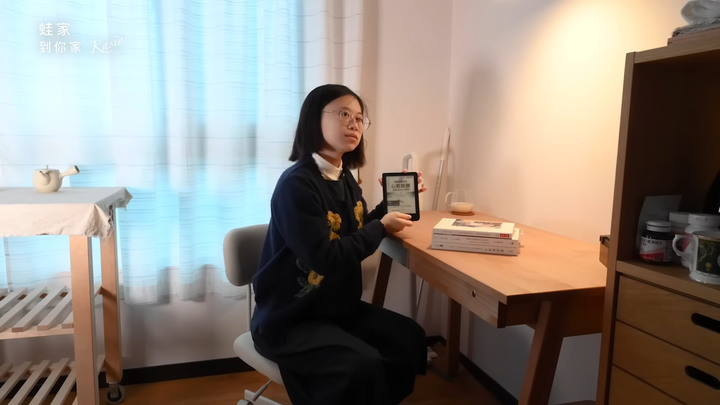 【開箱】從雜貨控到斷捨離!衣服只有21件,極簡女生Kasin的超強收納技,打造無印風居家生活