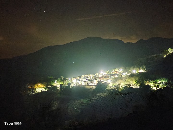 寂夜繞圈——夜晚送禮與浪漫夜間旅行