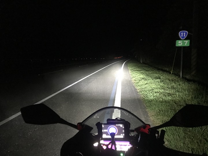 寂夜繞圈——夜晚送禮與浪漫夜間旅行