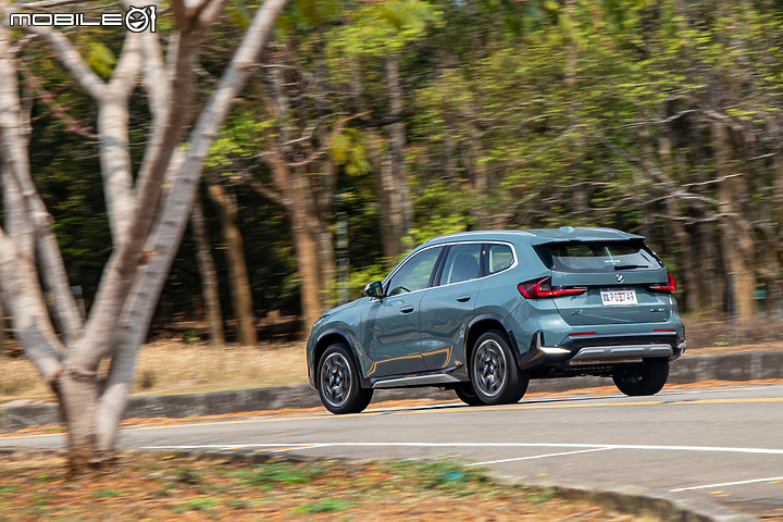 BMW X1 大改款試駕|擺脫稚嫩小毛頭,擁抱家用更成熟!