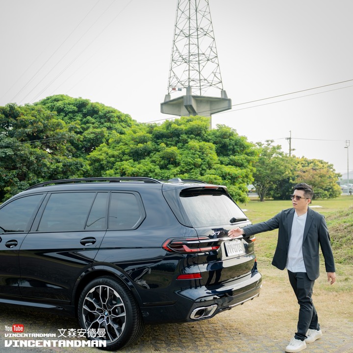 2023年 BMW 寶馬 X7 xDrive40i 第一批交車的車主分享當天交車的過程