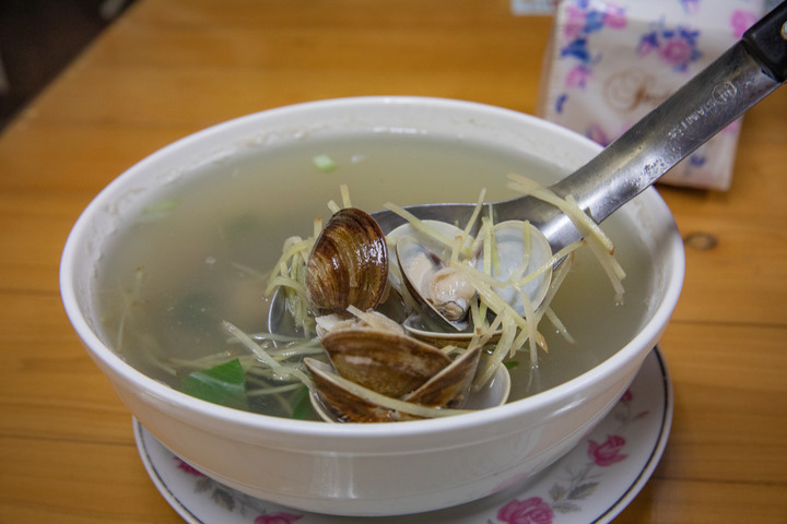 草嶺半日遊 石壁蘇家農場 / 雲嶺之丘 / 五元二角 / 萬年峽谷