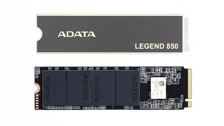 點我看大圖 ADATA LEGEND 850 開箱,不僅創作,傳奇進化