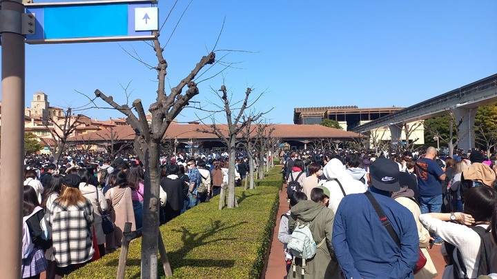看了日本交通，真的覺得我們是三流國家、2等公民的路權…