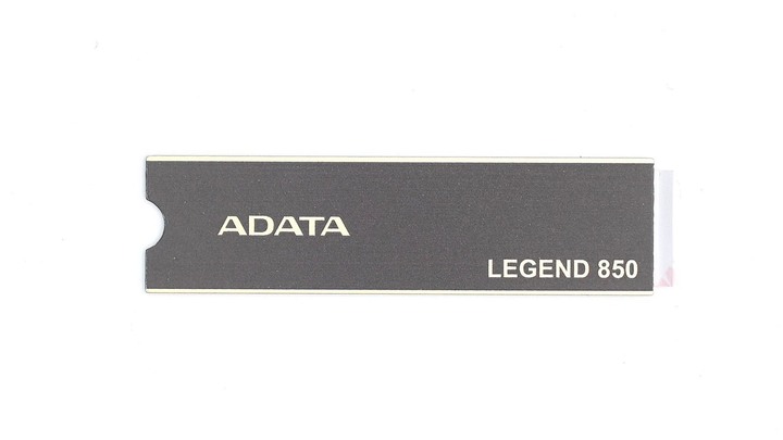 點我看大圖 ADATA LEGEND 850 開箱,不僅創作,傳奇進化
