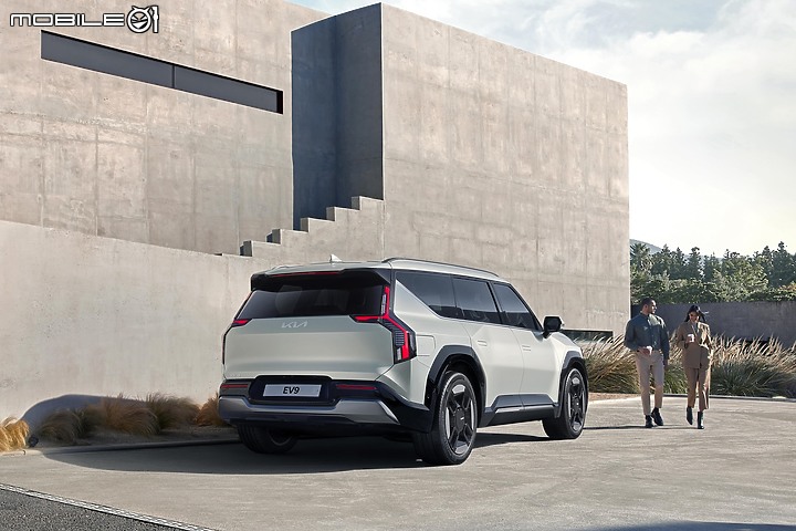 【海外新訊】Kia EV9正式亮相,擁有充足乘坐空間與機能,國內第四季見!